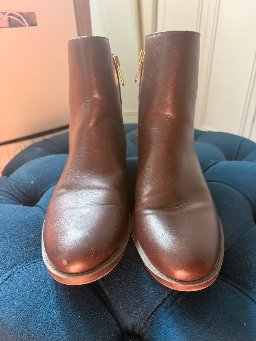 Tommy Hilfiger Leather Ankle Boots- Small scuff on front of shoe size 8